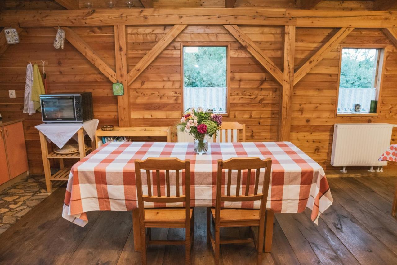 Agroturystyka Pod Modrzewiami Nowy Tomysl Bagian luar foto