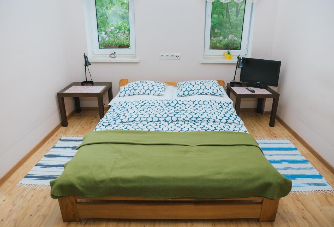 Agroturystyka Pod Modrzewiami Nowy Tomysl Bagian luar foto